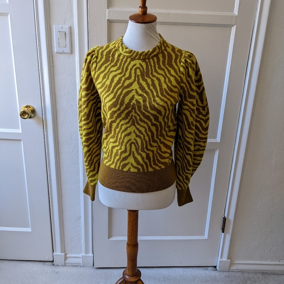 Ulla Johnson cropped zebra print sweater size petite - Picture 8 of 9